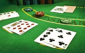 Meja Casino Hold'em 3 Tangan niltoto